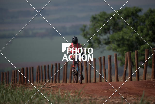 Buy your photos of the eventCROSS DUATHLON on Fotop