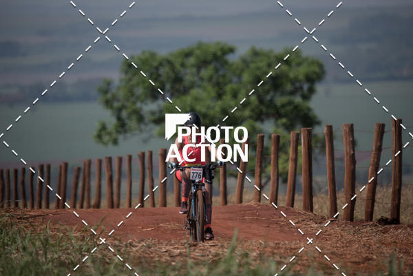 Buy your photos of the eventCROSS DUATHLON on Fotop