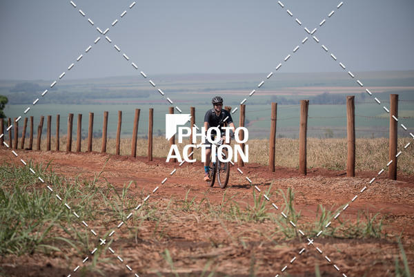 Buy your photos of the eventCROSS DUATHLON on Fotop