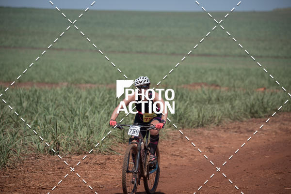 Buy your photos of the eventCROSS DUATHLON on Fotop