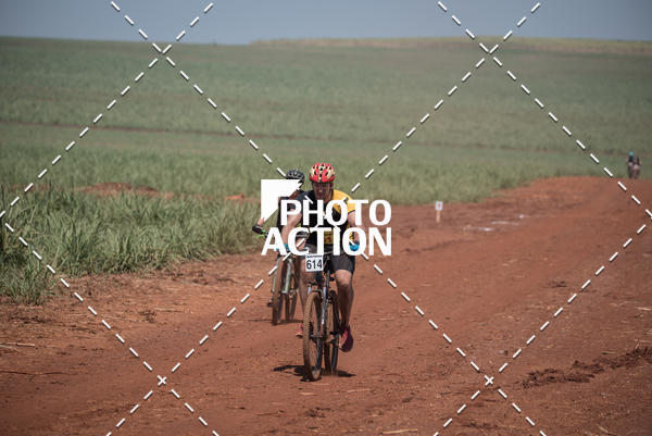 Buy your photos of the eventCROSS DUATHLON on Fotop