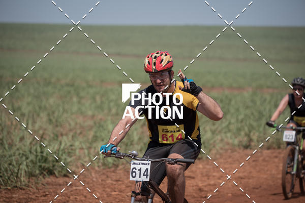 Buy your photos of the eventCROSS DUATHLON on Fotop