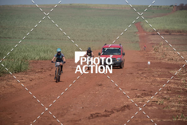 Buy your photos of the eventCROSS DUATHLON on Fotop