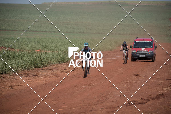 Buy your photos of the eventCROSS DUATHLON on Fotop