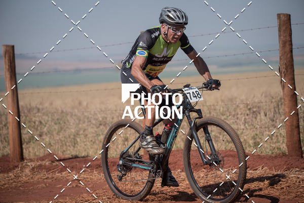 Buy your photos of the eventCROSS DUATHLON on Fotop