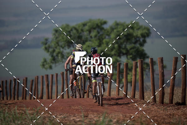 Buy your photos of the eventCROSS DUATHLON on Fotop