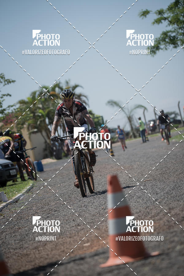 Buy your photos of the eventCROSS DUATHLON on Fotop