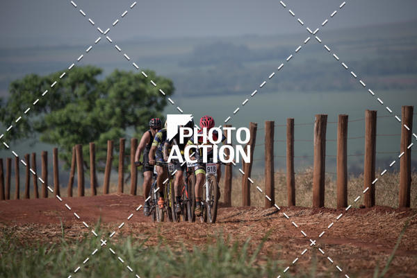 Buy your photos of the eventCROSS DUATHLON on Fotop