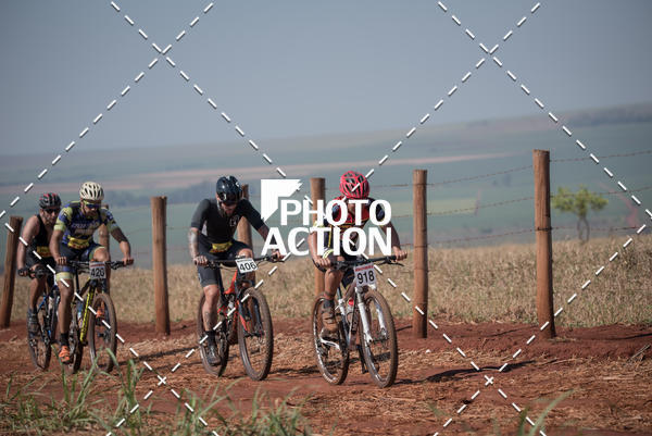 Buy your photos of the eventCROSS DUATHLON on Fotop
