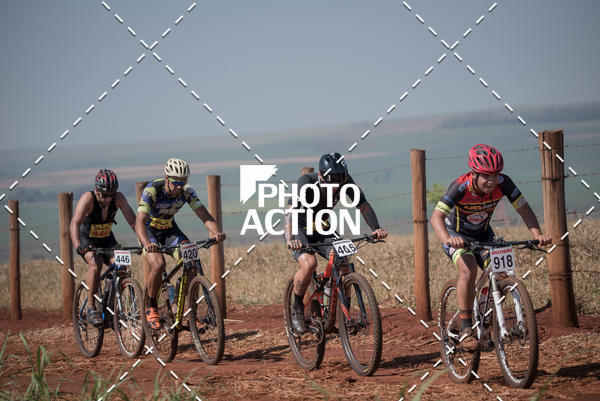Buy your photos of the eventCROSS DUATHLON on Fotop