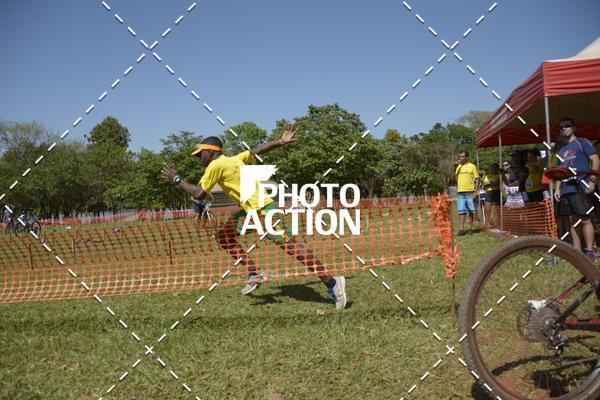 Buy your photos of the eventCROSS DUATHLON on Fotop