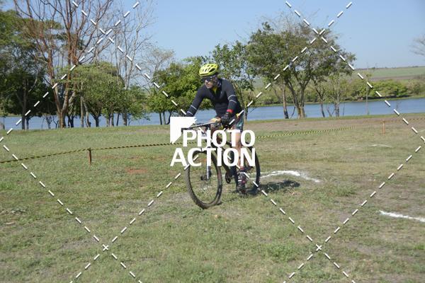 Buy your photos of the eventCROSS DUATHLON on Fotop