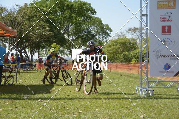Buy your photos of the eventCROSS DUATHLON on Fotop