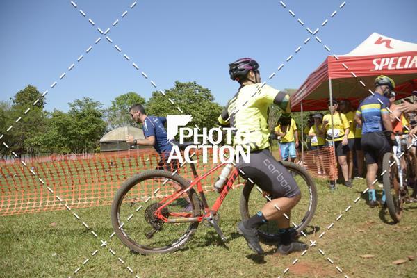 Buy your photos of the eventCROSS DUATHLON on Fotop