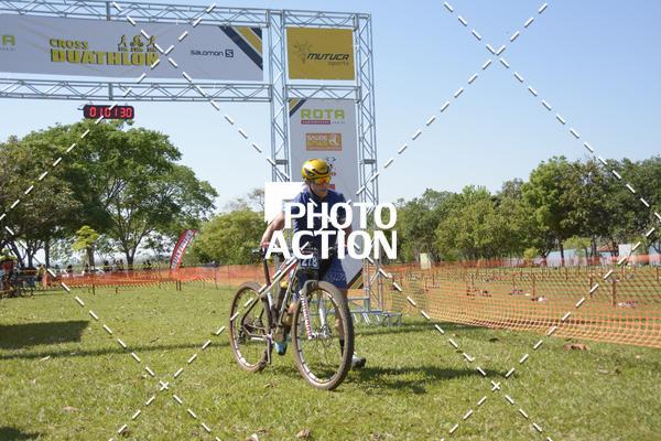 Buy your photos of the eventCROSS DUATHLON on Fotop