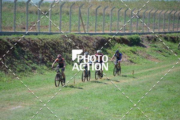 Buy your photos of the eventCROSS DUATHLON on Fotop