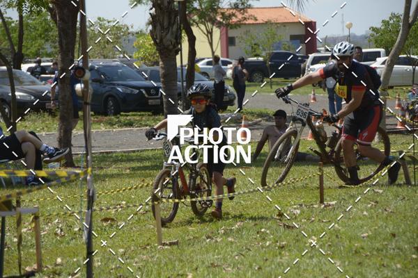 Buy your photos of the eventCROSS DUATHLON on Fotop