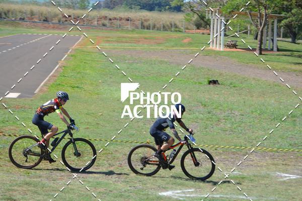 Buy your photos of the eventCROSS DUATHLON on Fotop