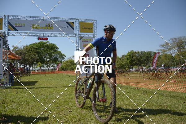 Buy your photos of the eventCROSS DUATHLON on Fotop