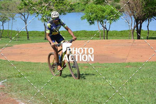 Buy your photos of the eventCROSS DUATHLON on Fotop