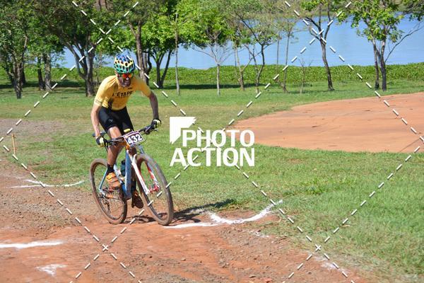 Buy your photos of the eventCROSS DUATHLON on Fotop