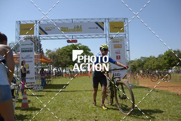 Buy your photos of the eventCROSS DUATHLON on Fotop