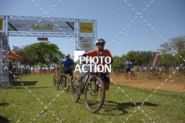 Buy your photos of the eventCROSS DUATHLON on Fotop