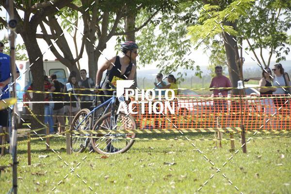 Buy your photos of the eventCROSS DUATHLON on Fotop