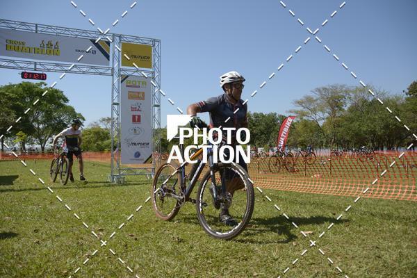 Achetez vos photos de l'vnementCROSS DUATHLON sur Fotop