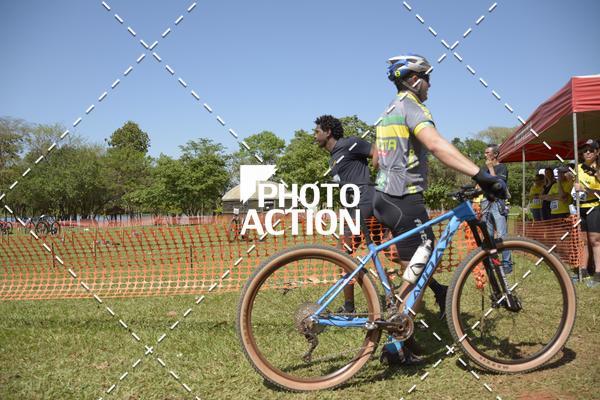 Buy your photos of the eventCROSS DUATHLON on Fotop