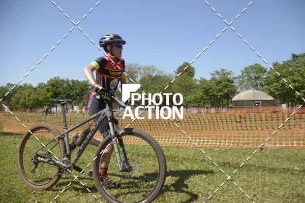 Buy your photos of the eventCROSS DUATHLON on Fotop