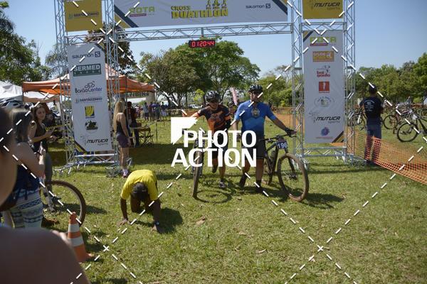 Buy your photos of the eventCROSS DUATHLON on Fotop