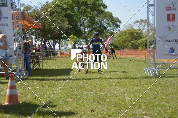 Buy your photos of the eventCROSS DUATHLON on Fotop