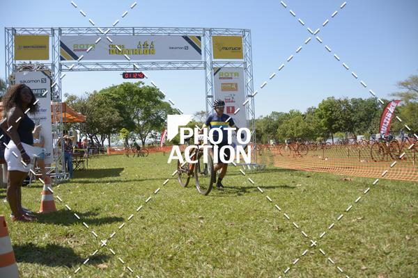Buy your photos of the eventCROSS DUATHLON on Fotop