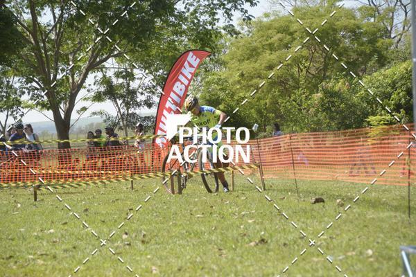 Buy your photos of the eventCROSS DUATHLON on Fotop