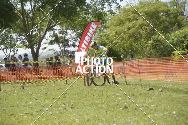 Buy your photos of the eventCROSS DUATHLON on Fotop