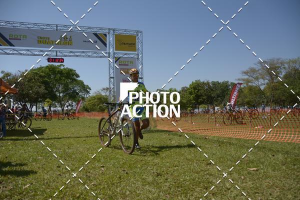 Buy your photos of the eventCROSS DUATHLON on Fotop