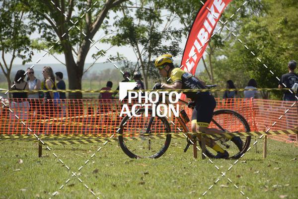 Buy your photos of the eventCROSS DUATHLON on Fotop