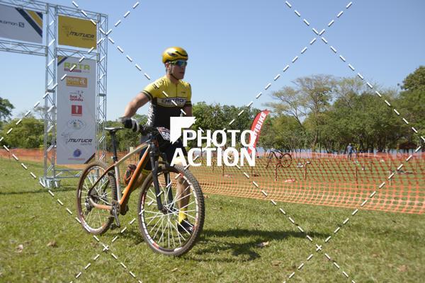 Buy your photos of the eventCROSS DUATHLON on Fotop