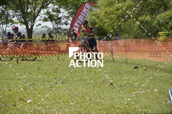 Buy your photos of the eventCROSS DUATHLON on Fotop