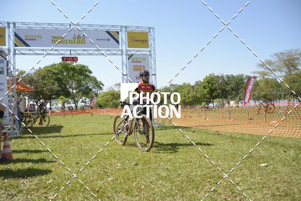 Buy your photos of the eventCROSS DUATHLON on Fotop