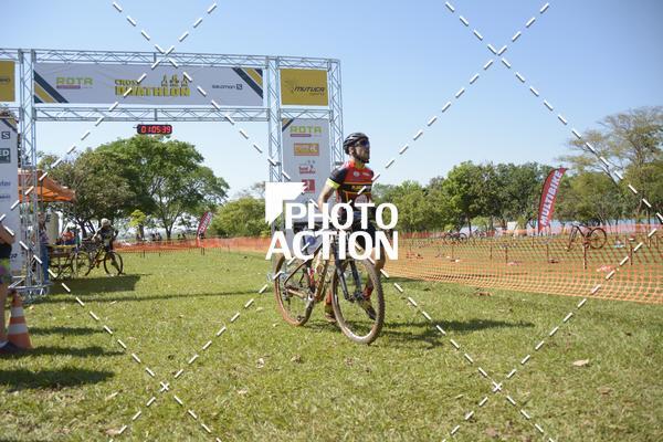 Buy your photos of the eventCROSS DUATHLON on Fotop