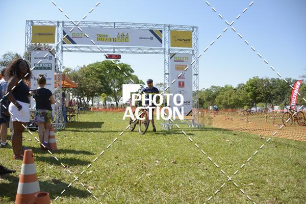 Buy your photos of the eventCROSS DUATHLON on Fotop