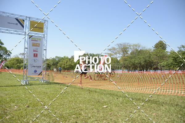 Buy your photos of the eventCROSS DUATHLON on Fotop