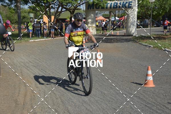 Buy your photos of the eventCROSS DUATHLON on Fotop