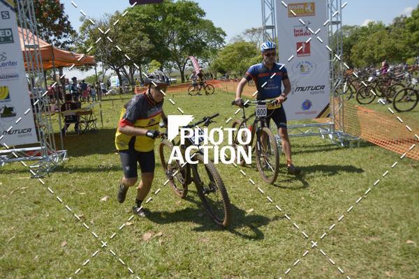 Buy your photos of the eventCROSS DUATHLON on Fotop