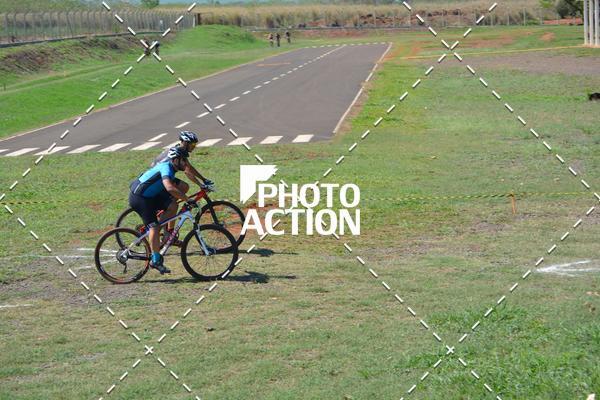 Buy your photos of the eventCROSS DUATHLON on Fotop