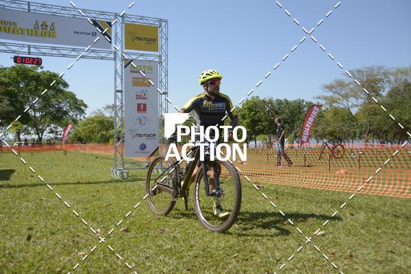 Buy your photos of the eventCROSS DUATHLON on Fotop