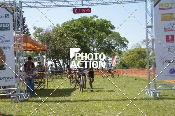 Achetez vos photos de l'vnementCROSS DUATHLON sur Fotop
