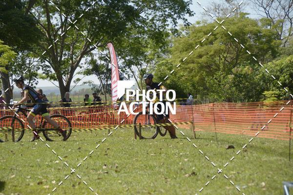 Achetez vos photos de l'vnementCROSS DUATHLON sur Fotop